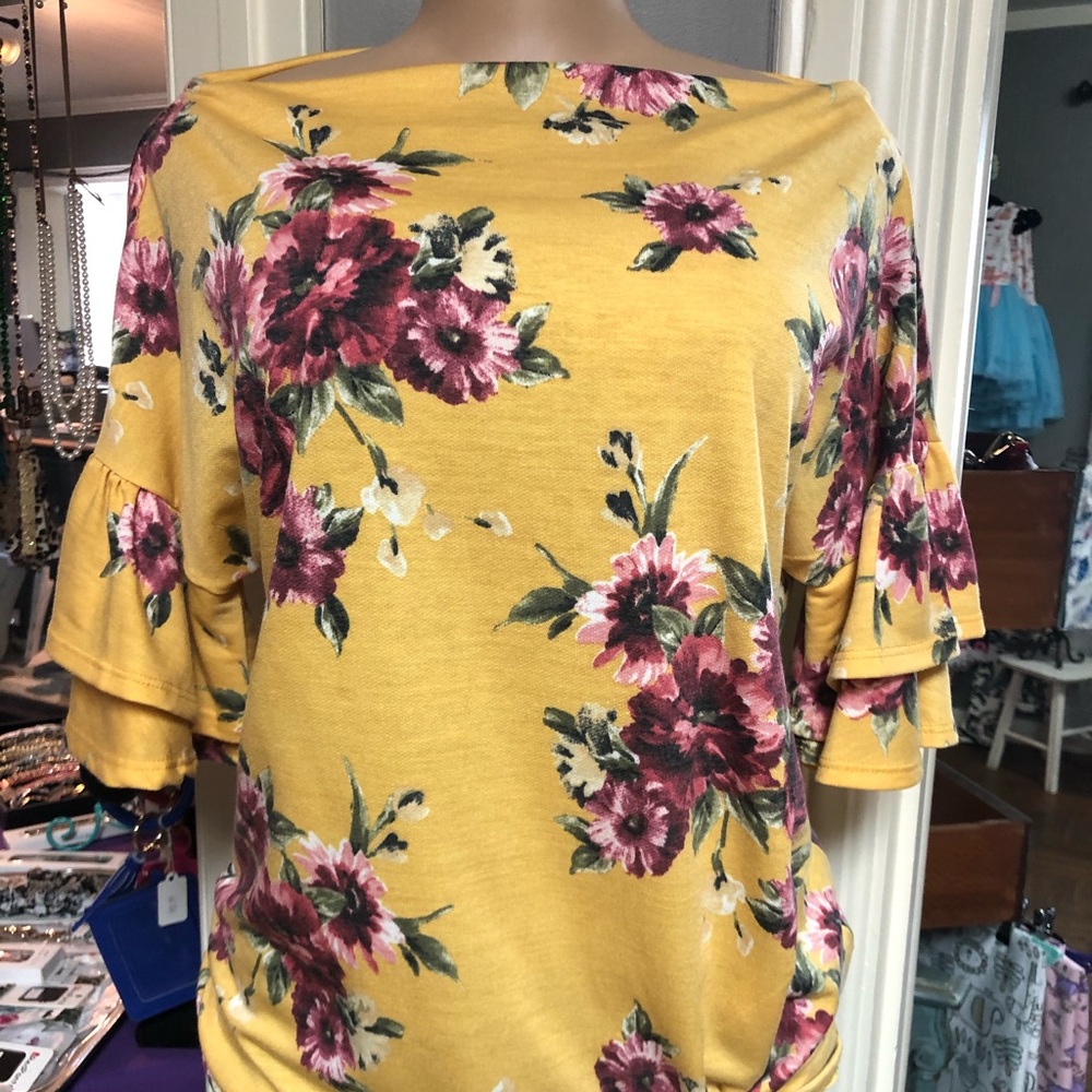 Mustard floral top